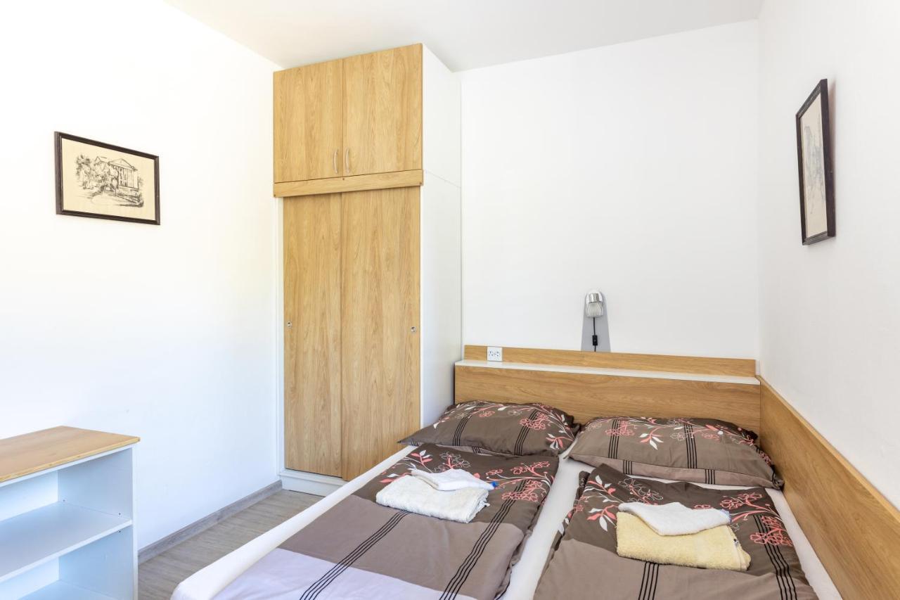 Ubytovani Bezchlebovi Hotel Чешки Крумлов Екстериор снимка