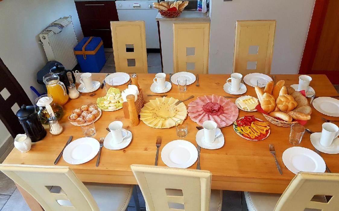 Ubytovani Bezchlebovi Hotel Чешки Крумлов Екстериор снимка